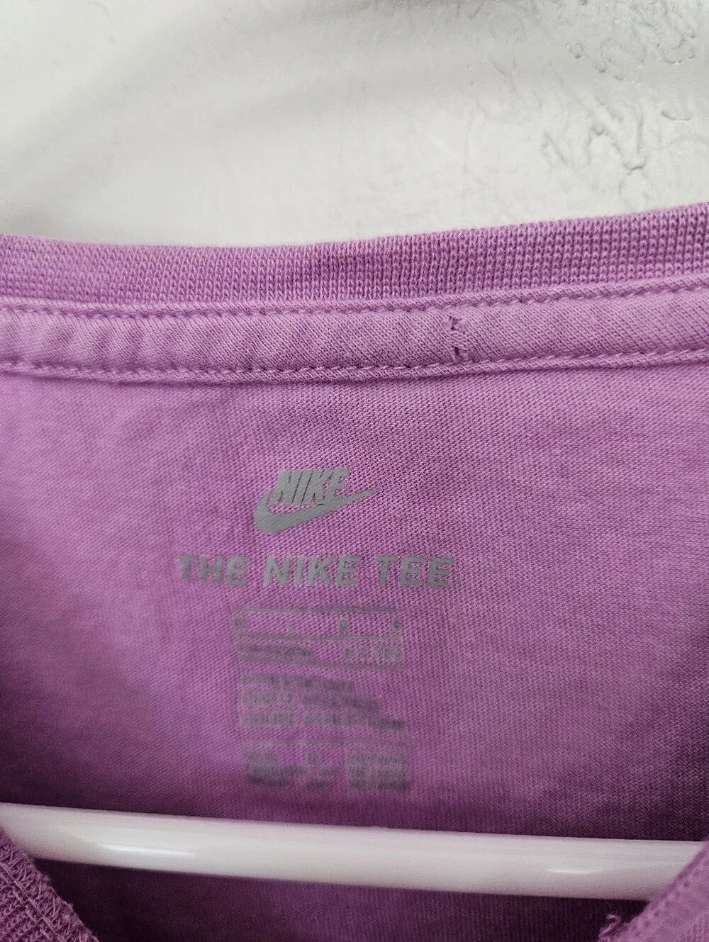 Nike Lavender Purple Crop Tee with Floral Swoosh Girls Youth Large 6/7 Summer